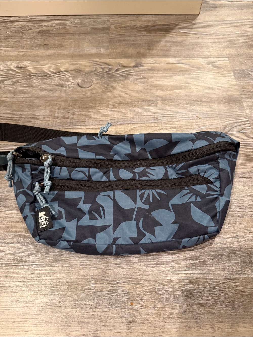 Waist Pack Sling Bag in Blue Leaf Print